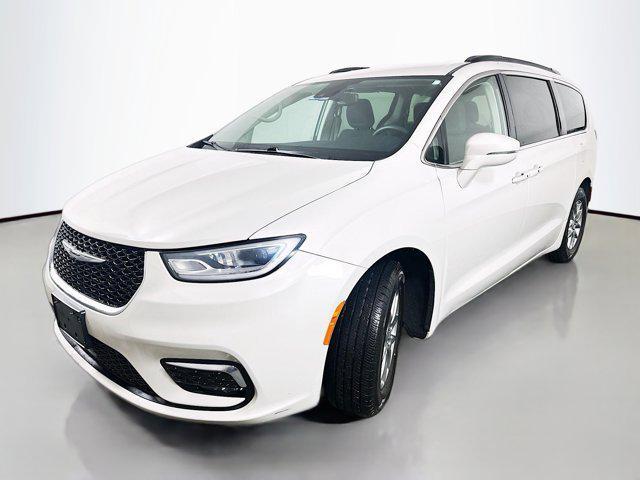 used 2021 Chrysler Pacifica car, priced at $20,999