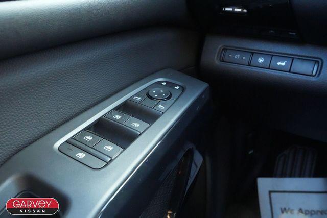 new 2025 Nissan Pathfinder car, priced at $39,999