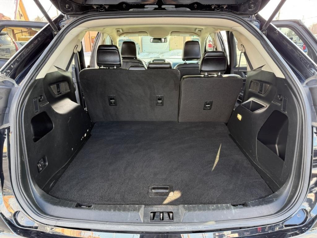 used 2022 Ford Edge car, priced at $17,880