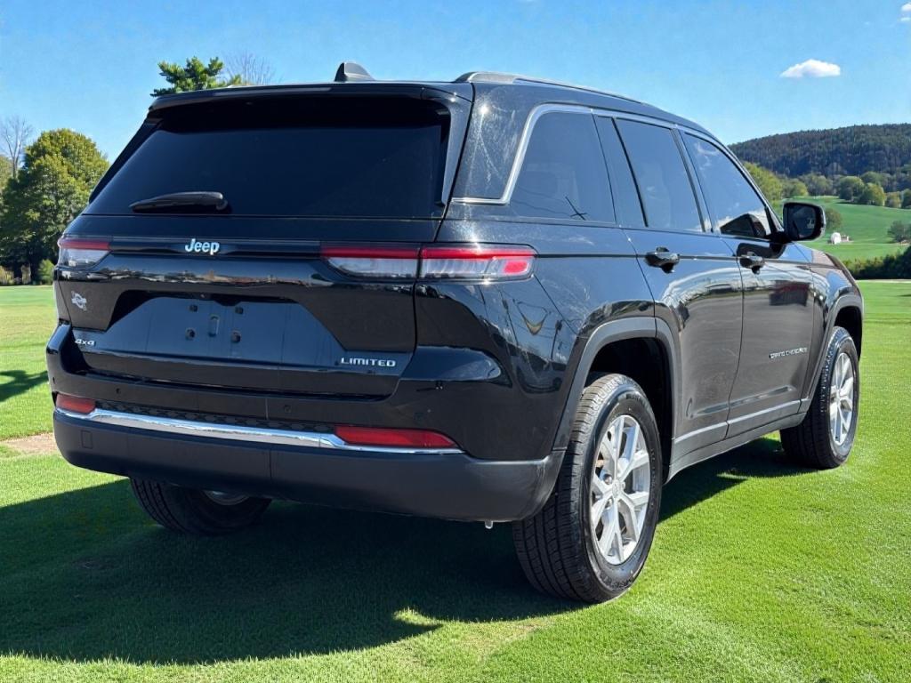 used 2023 Jeep Grand Cherokee car, priced at $30,131