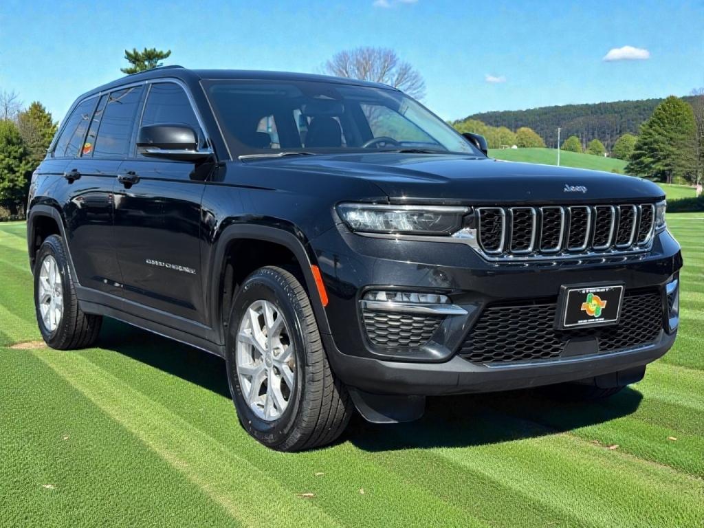 used 2023 Jeep Grand Cherokee car, priced at $30,131