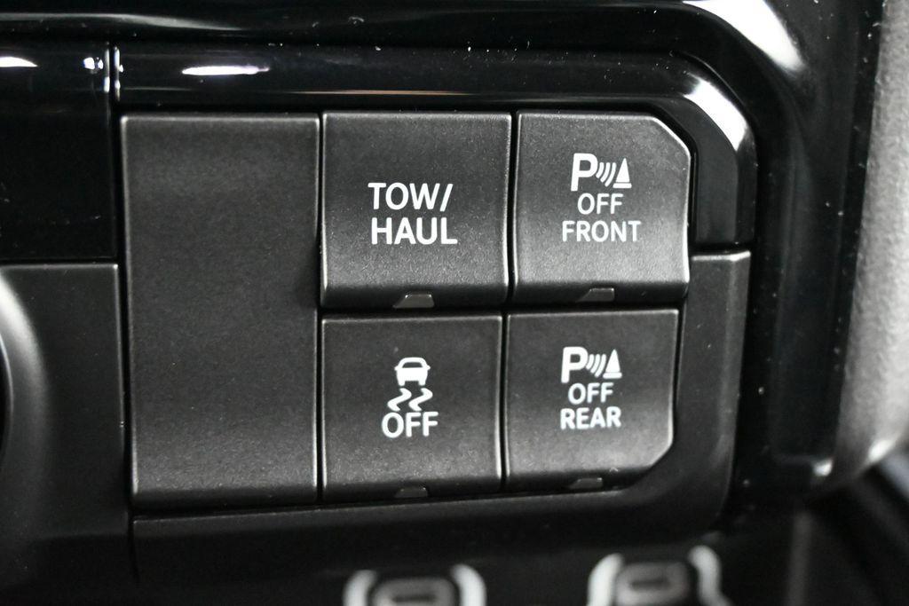 used 2022 Ram 1500 car, priced at $38,334