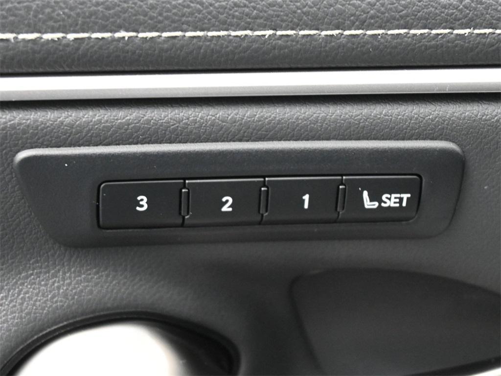 used 2025 Lexus ES 350 car, priced at $43,500