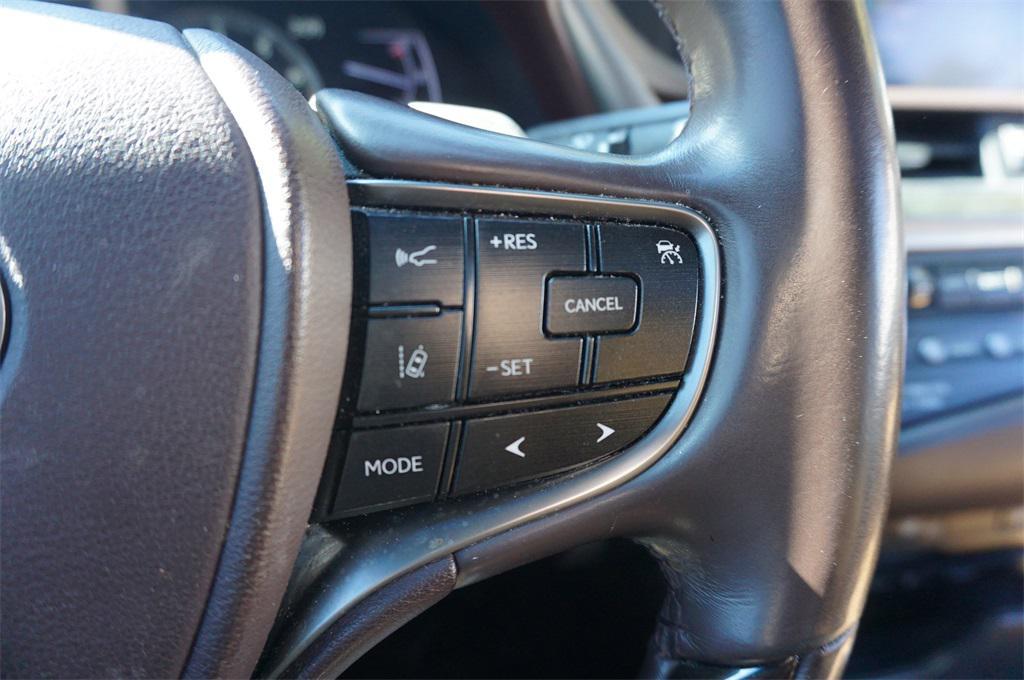 used 2019 Lexus ES 350 car, priced at $23,250