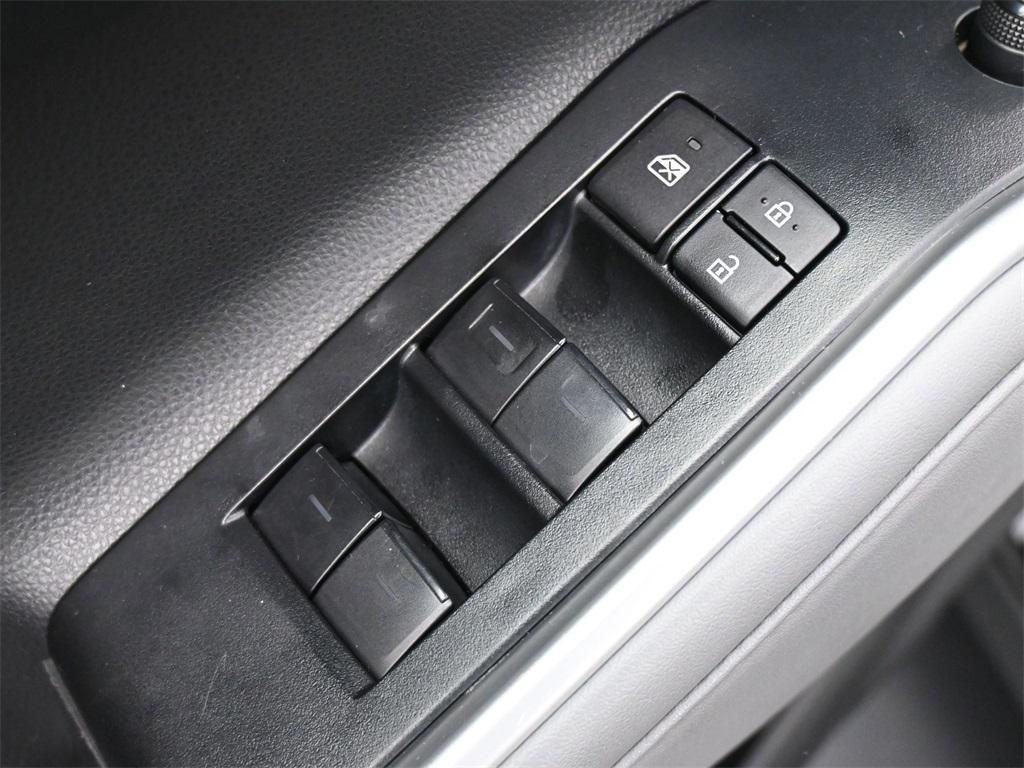 used 2023 Toyota Highlander car, priced at $29,750