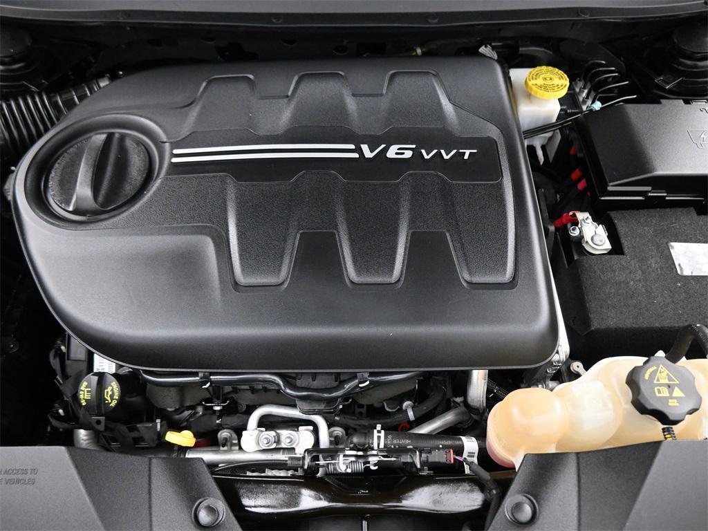 used 2021 Jeep Cherokee car, priced at $21,750