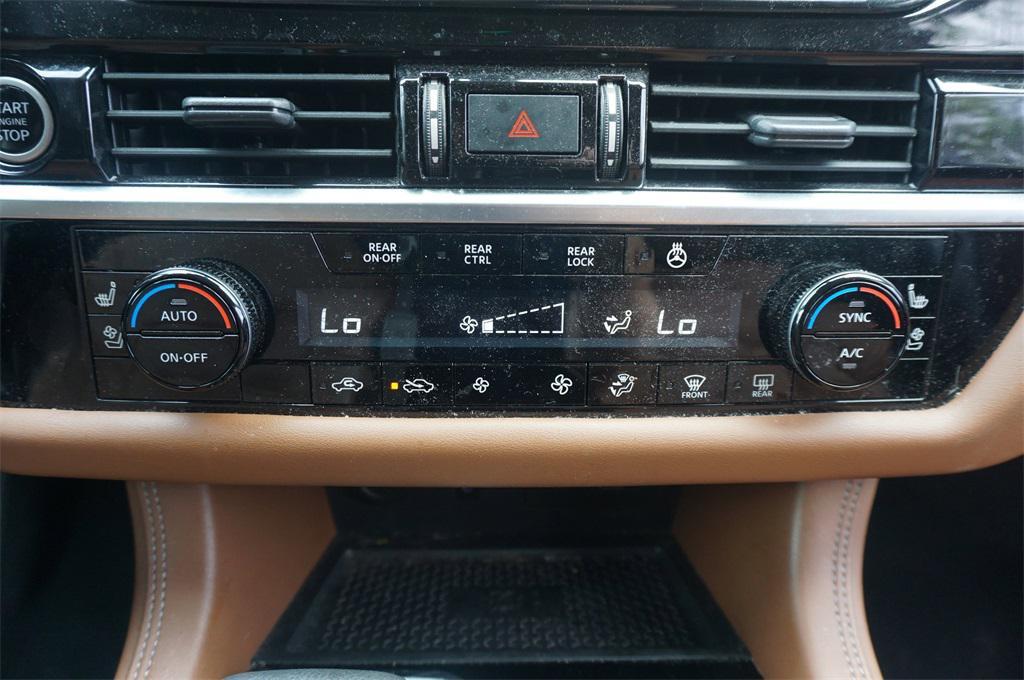 2022 Boulder Gray Pearl Nissan Pathfinder
