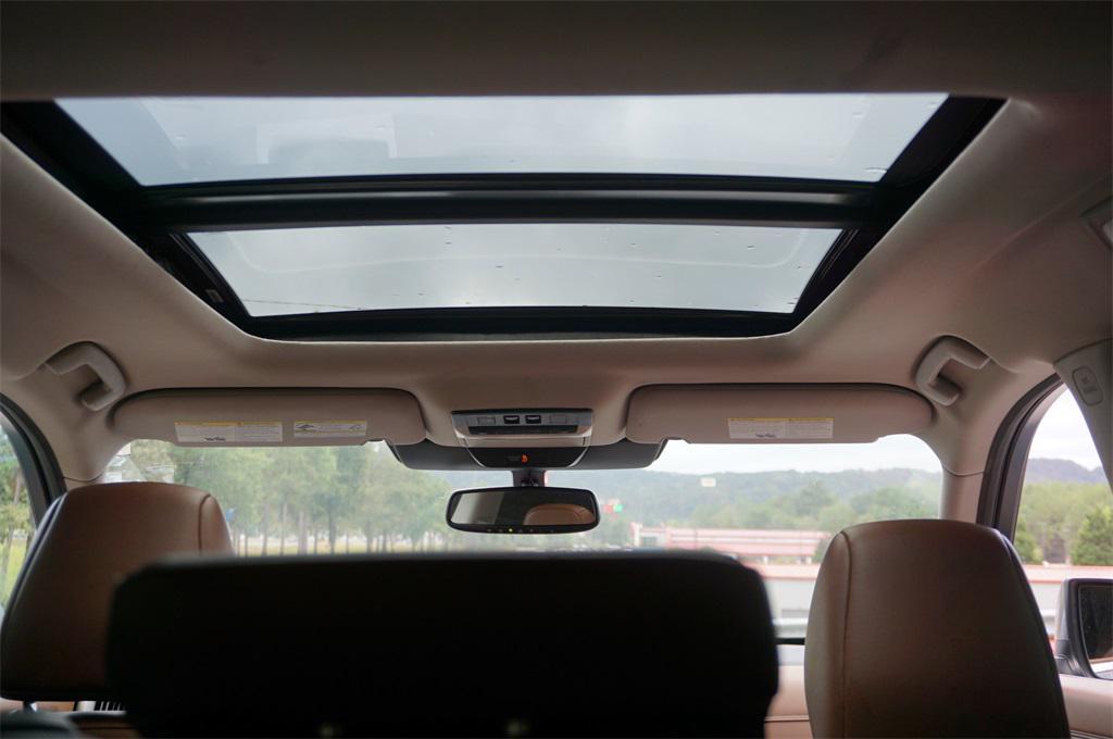 2022 Boulder Gray Pearl Nissan Pathfinder