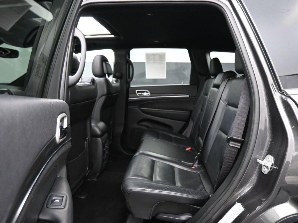 used 2021 Jeep Grand Cherokee car, priced at $19,049