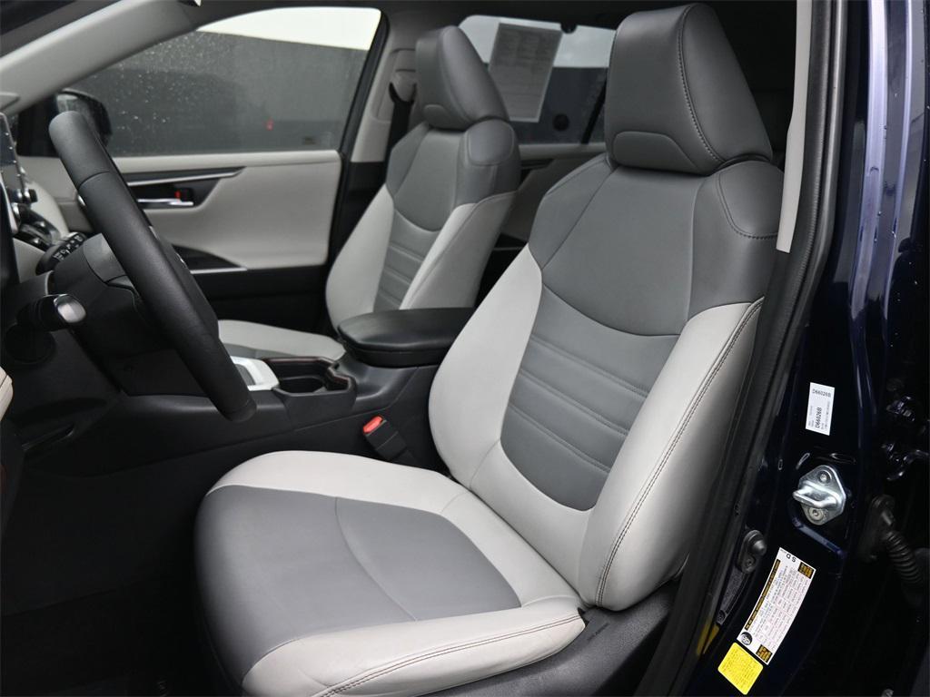 used 2021 Toyota RAV4 car, priced at $26,250