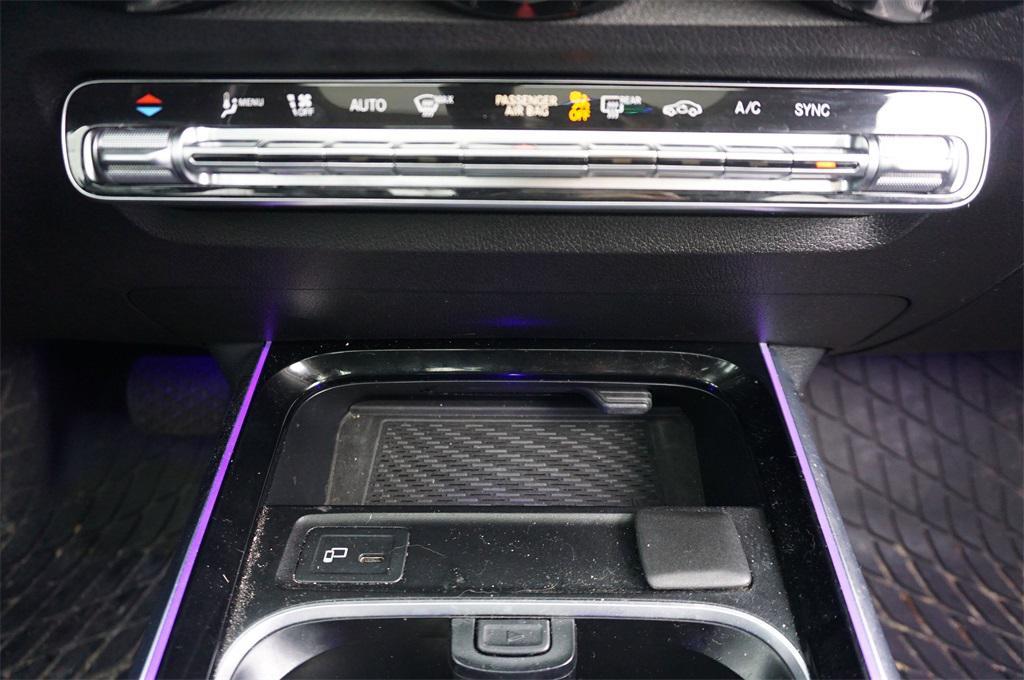 used 2023 Mercedes-Benz GLB 250 car, priced at $25,250