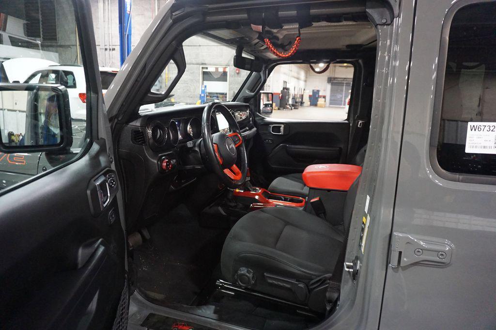 used 2022 Jeep Gladiator car, priced at $27,000