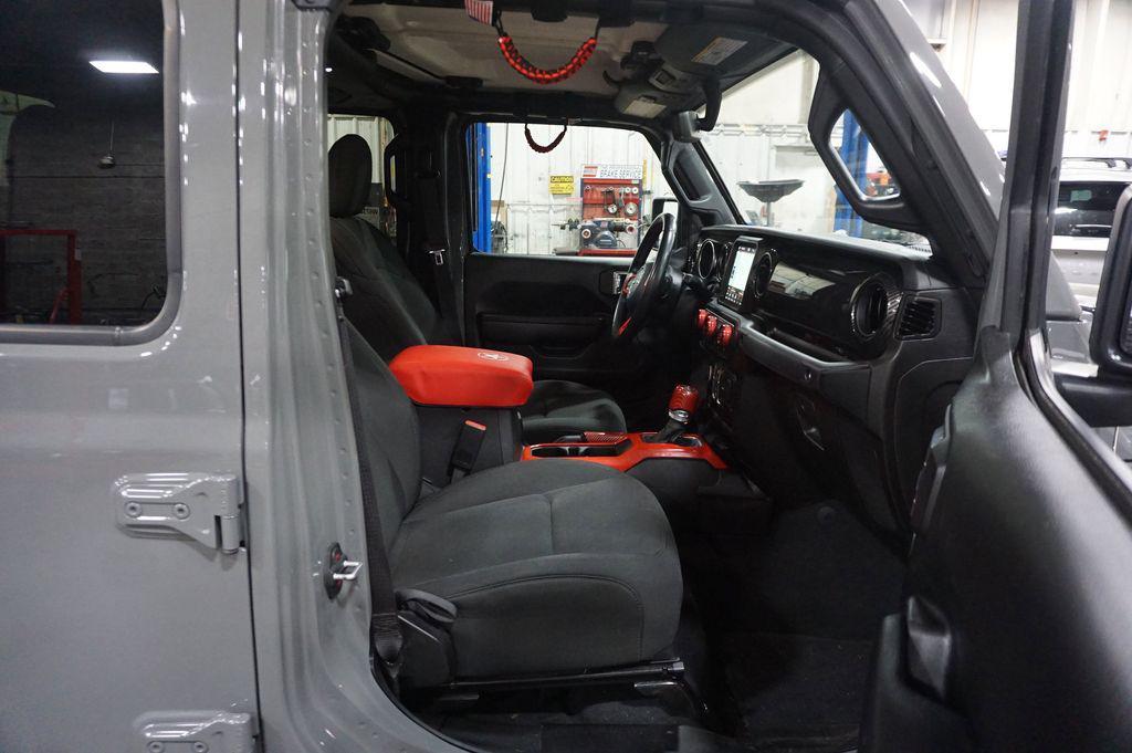 used 2022 Jeep Gladiator car, priced at $27,000