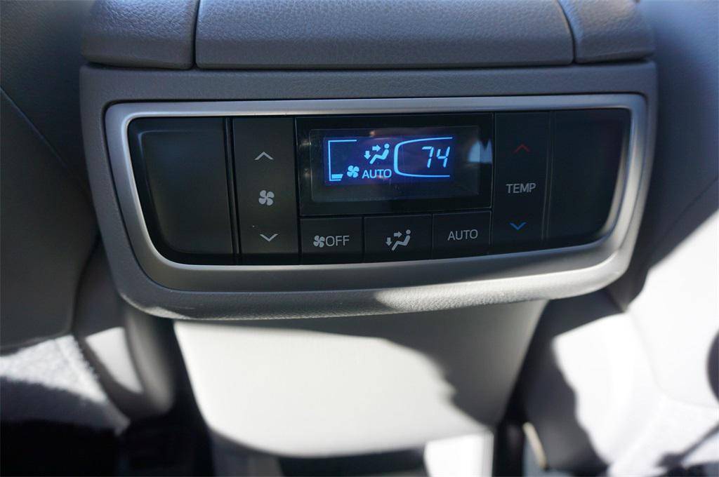 used 2018 Toyota Highlander car, priced at $20,250