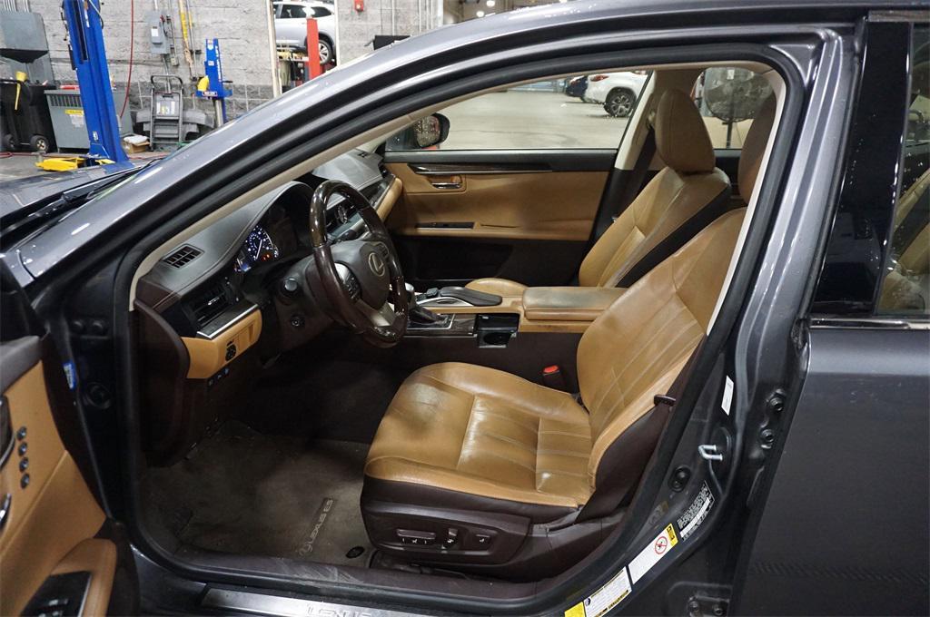 used 2016 Lexus ES 350 car, priced at $19,250