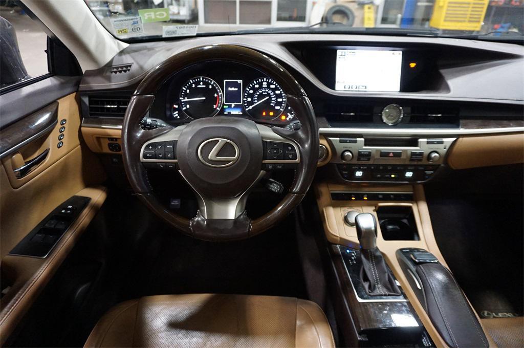 used 2016 Lexus ES 350 car, priced at $19,250