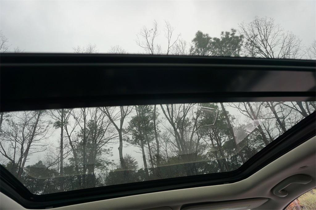 used 2017 Cadillac XT5 car, priced at $19,500