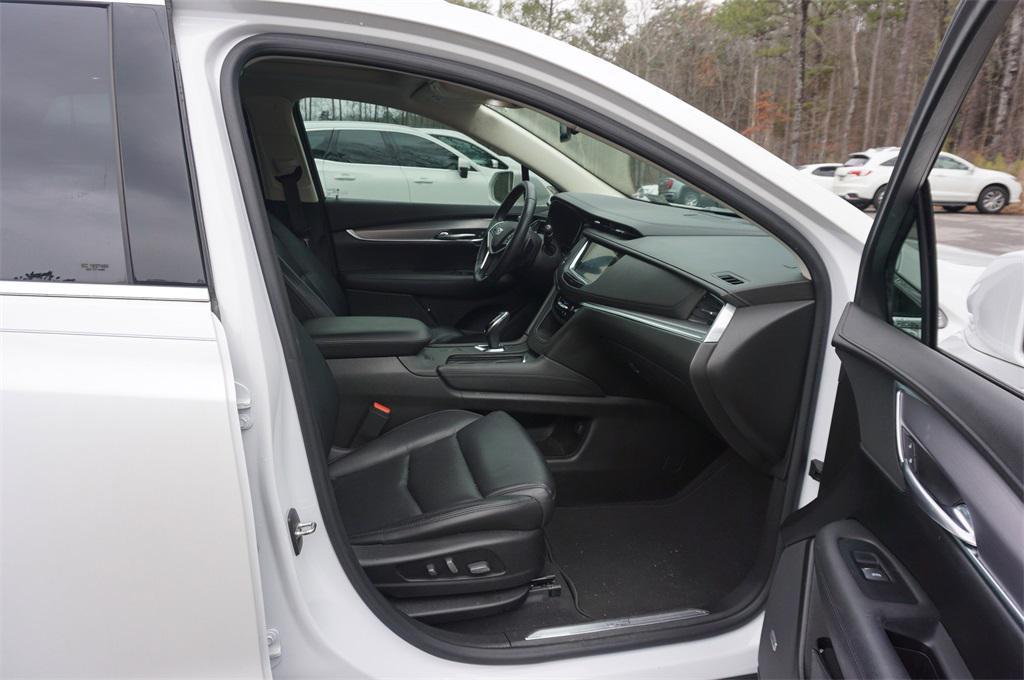 used 2017 Cadillac XT5 car, priced at $19,500