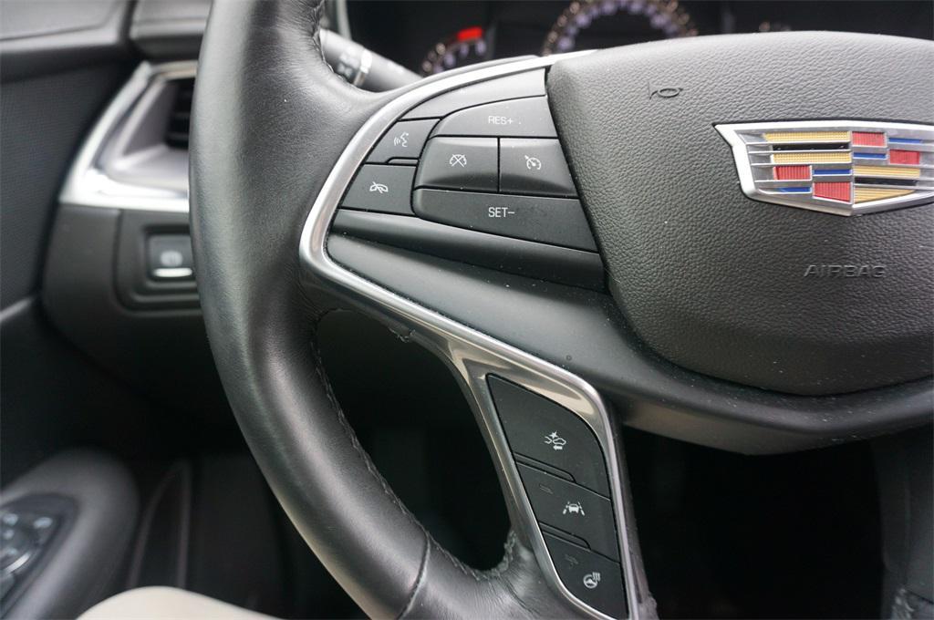 used 2017 Cadillac XT5 car, priced at $19,500