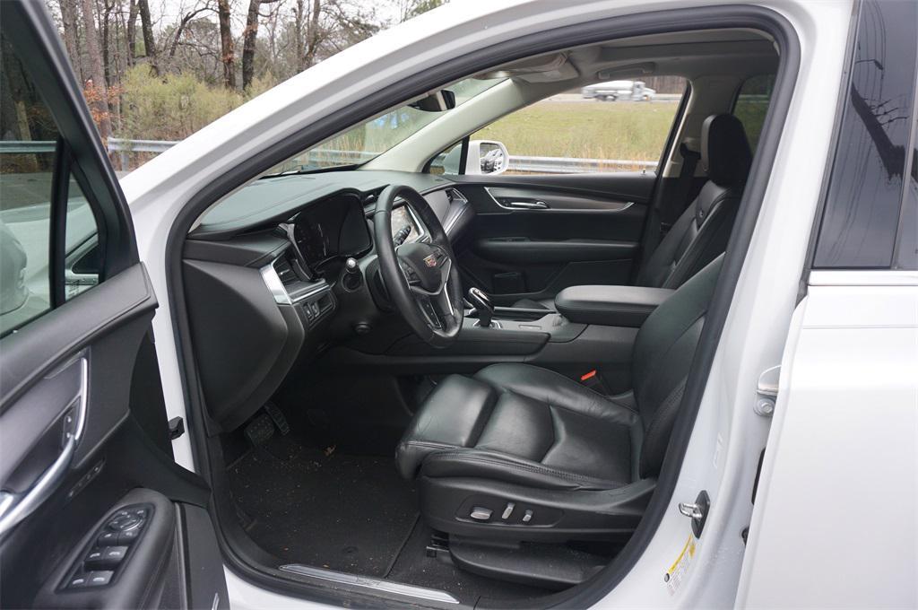 used 2017 Cadillac XT5 car, priced at $19,500