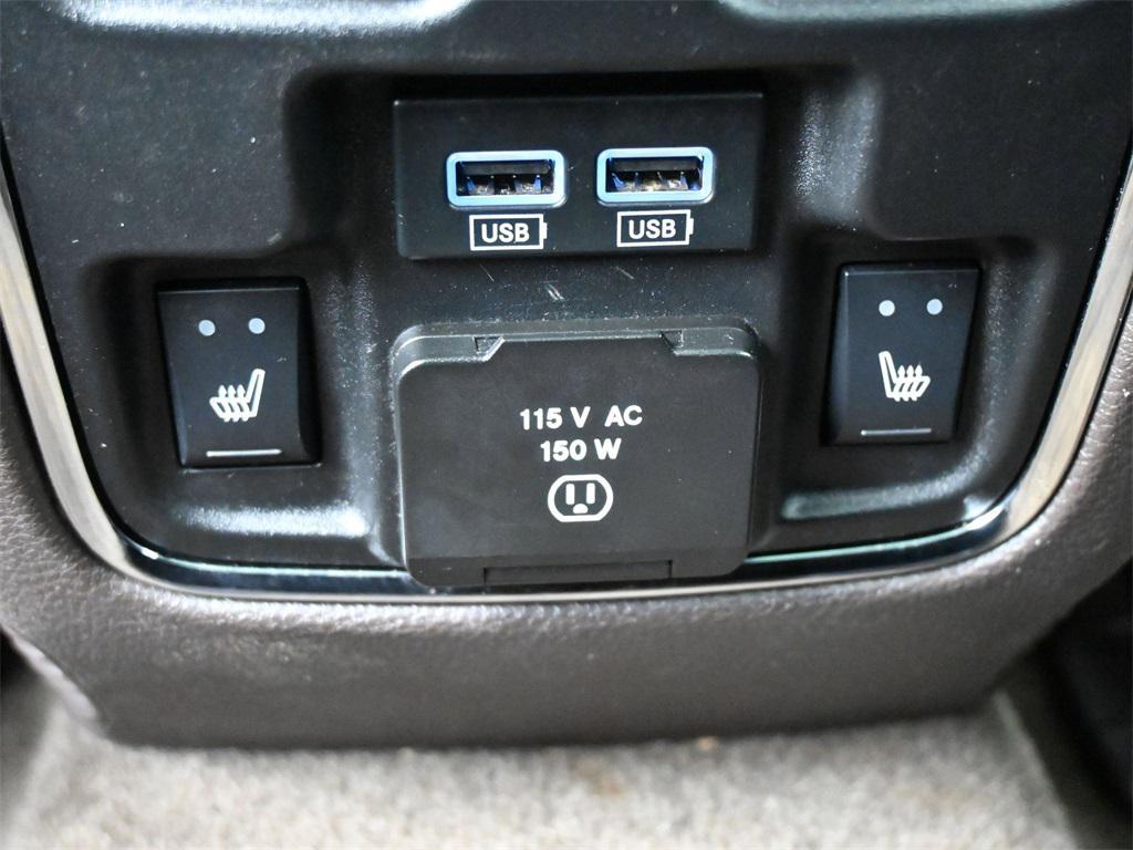 used 2018 Jeep Grand Cherokee car, priced at $15,250