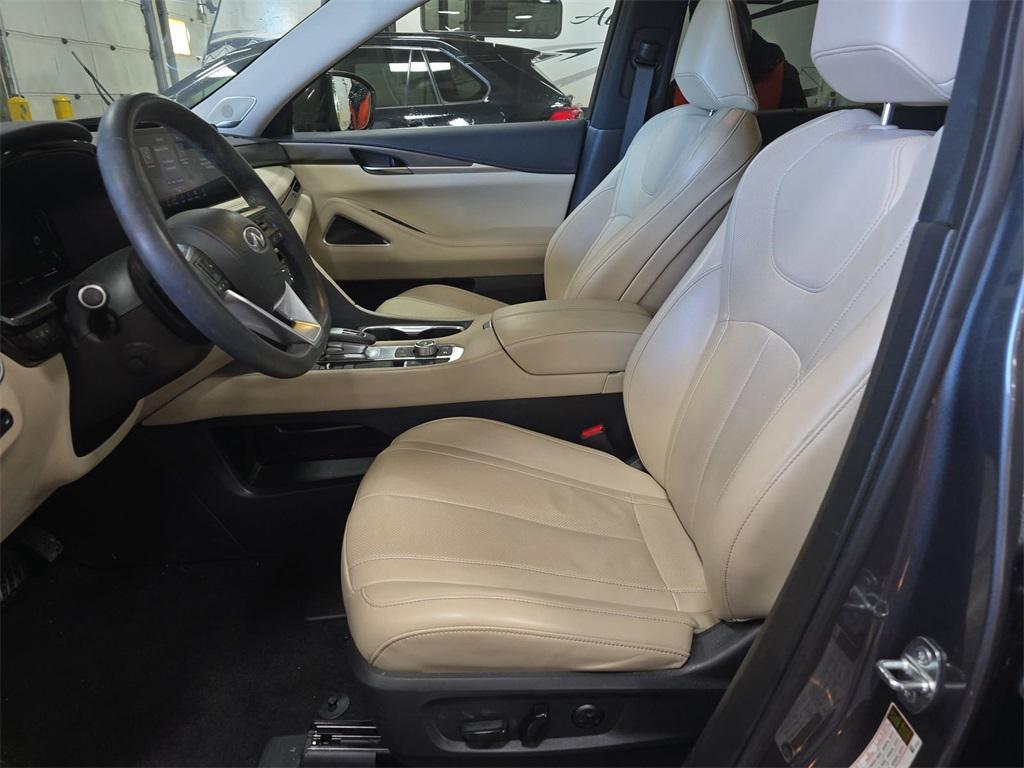 used 2023 INFINITI QX60 car, priced at $37,250