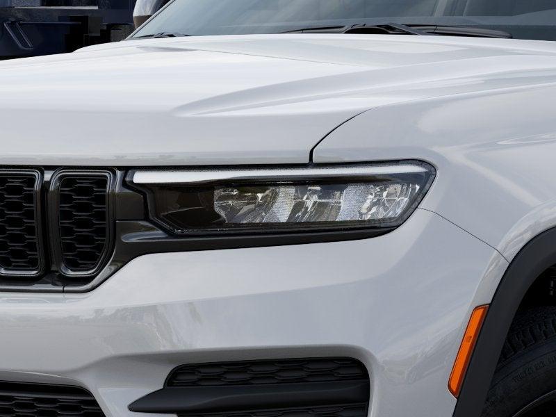 new 2025 Jeep Grand Cherokee car, priced at $49,980