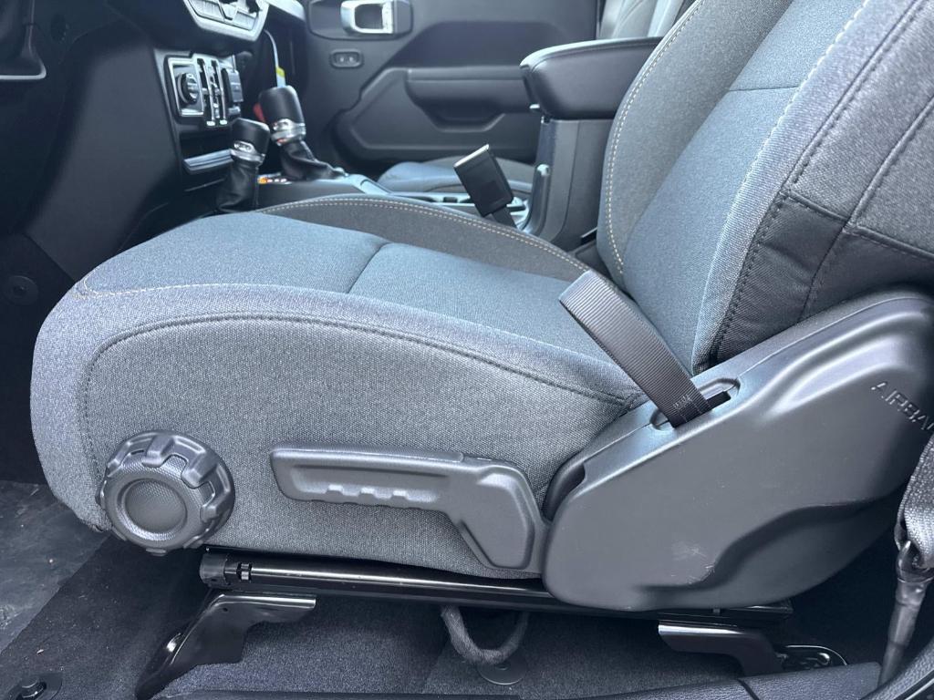 new 2026 Jeep Wrangler car, priced at $44,480