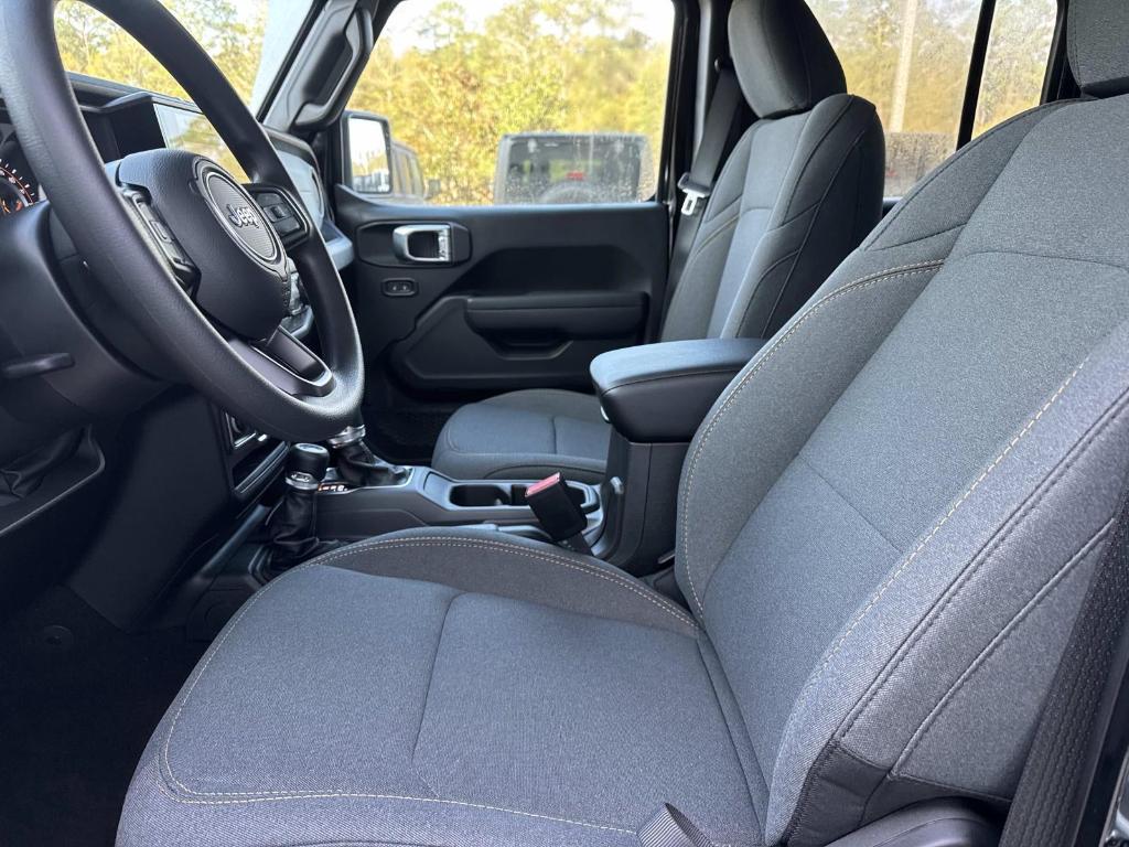 new 2026 Jeep Wrangler car, priced at $44,480