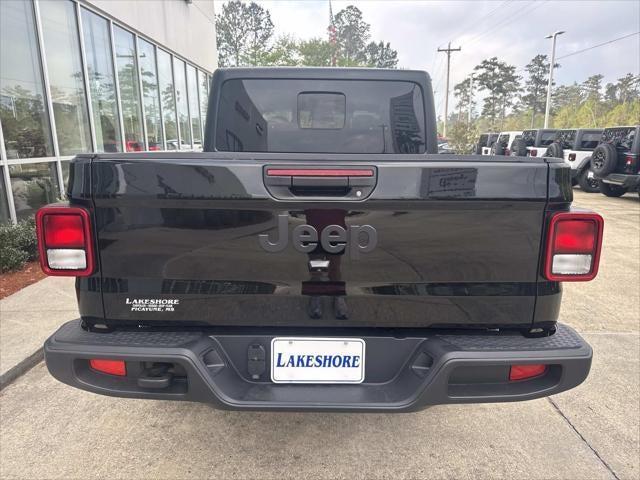 new 2026 Jeep Gladiator car, priced at $45,635