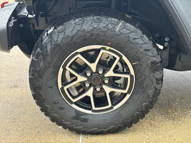 new 2026 Jeep Wrangler car, priced at $54,885