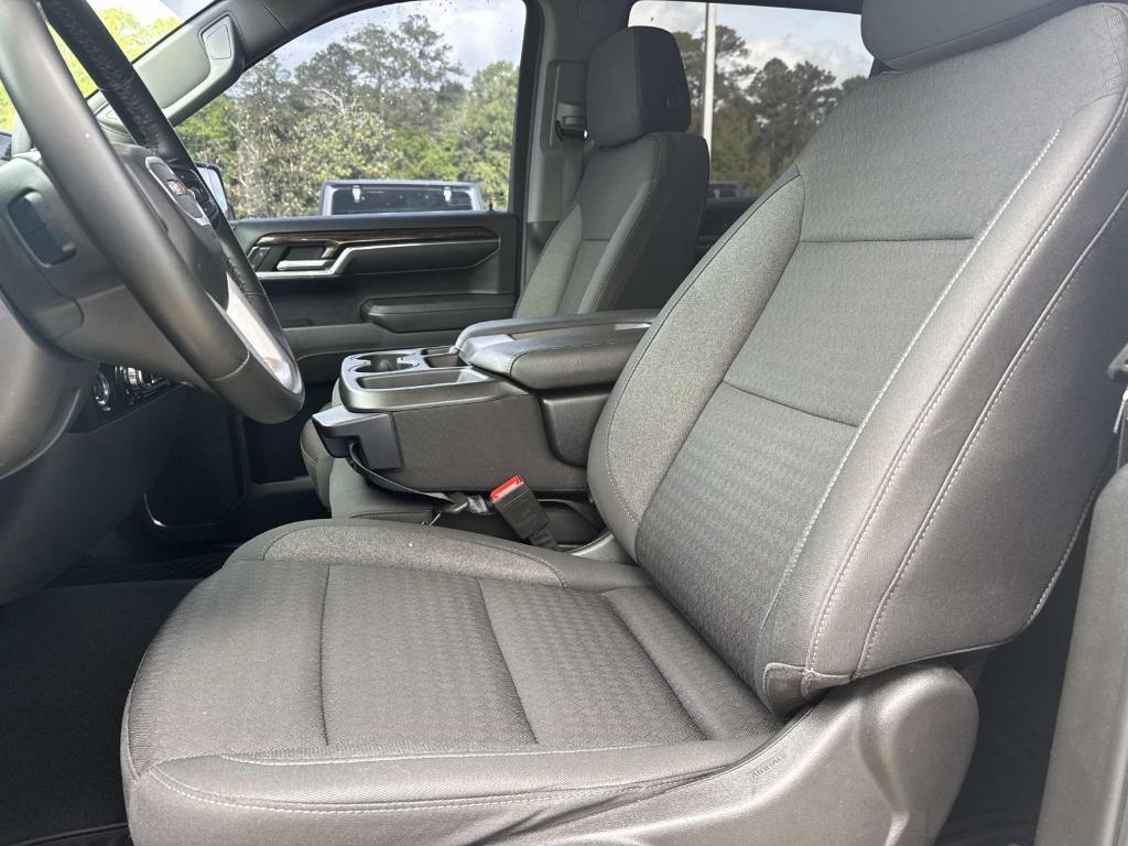 used 2024 GMC Sierra 1500 car, priced at $42,498