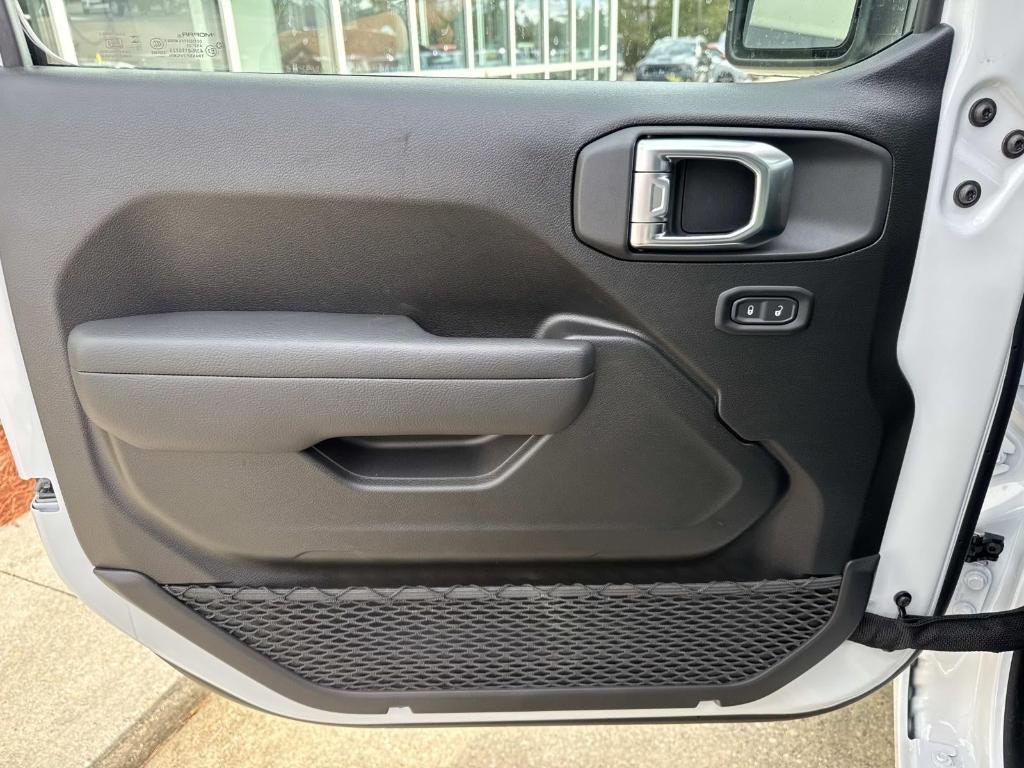 new 2026 Jeep Wrangler car, priced at $40,180