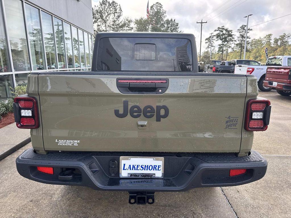 new 2026 Jeep Gladiator car