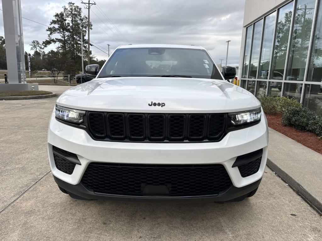 used 2024 Jeep Grand Cherokee car, priced at $37,998
