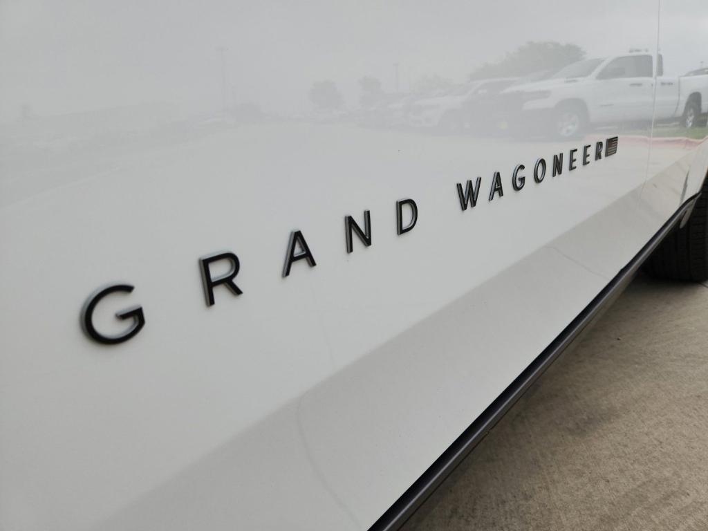 new 2026 Jeep Grand Wagoneer L car, priced at $85,755