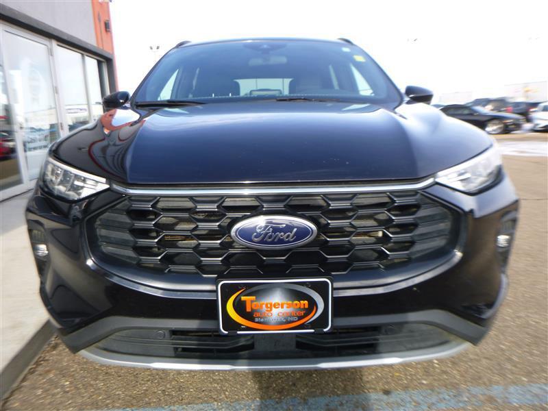 used 2025 Ford Escape car, priced at $24,082