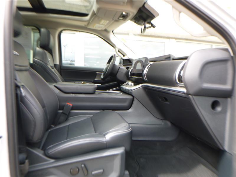 used 2025 Ford Expedition car, priced at $66,991