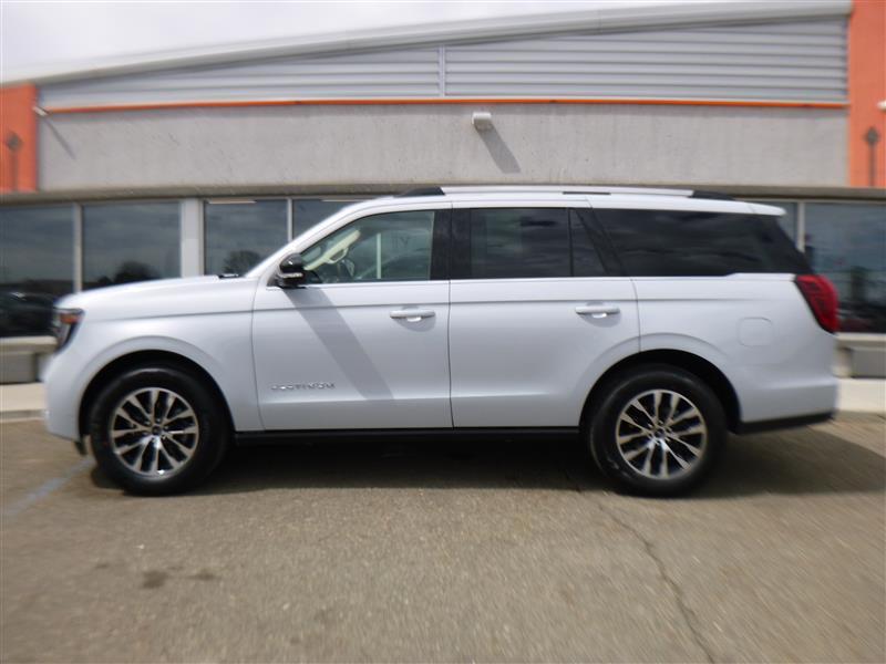 used 2025 Ford Expedition car, priced at $66,991