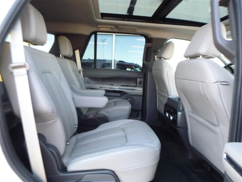 used 2021 Ford Expedition car, priced at $43,723