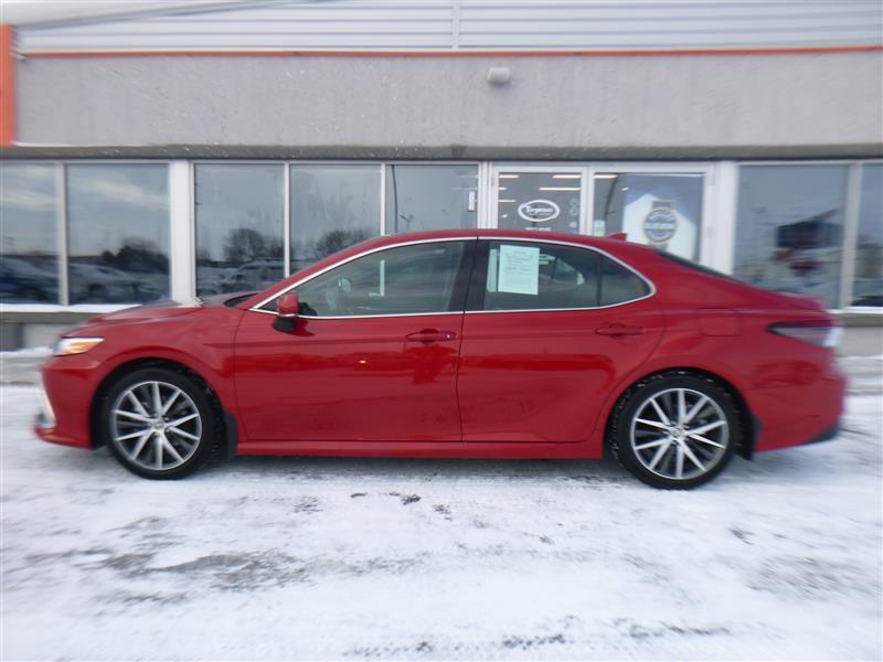 used 2024 Toyota Camry car, priced at $25,532
