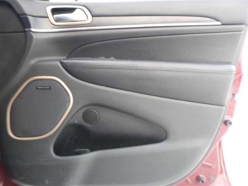 used 2016 Jeep Grand Cherokee car, priced at $17,832