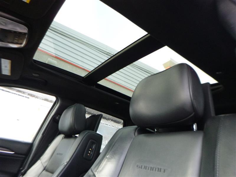 used 2016 Jeep Grand Cherokee car, priced at $17,832