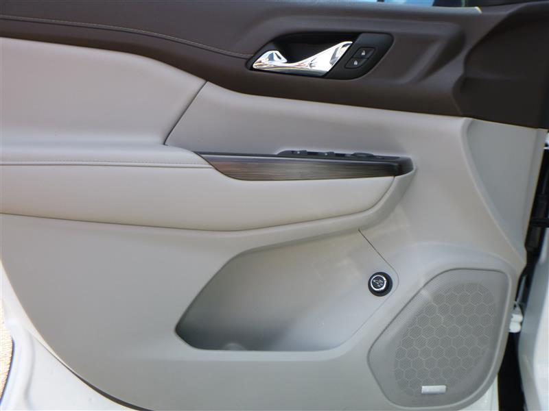 used 2023 GMC Acadia car, priced at $25,192