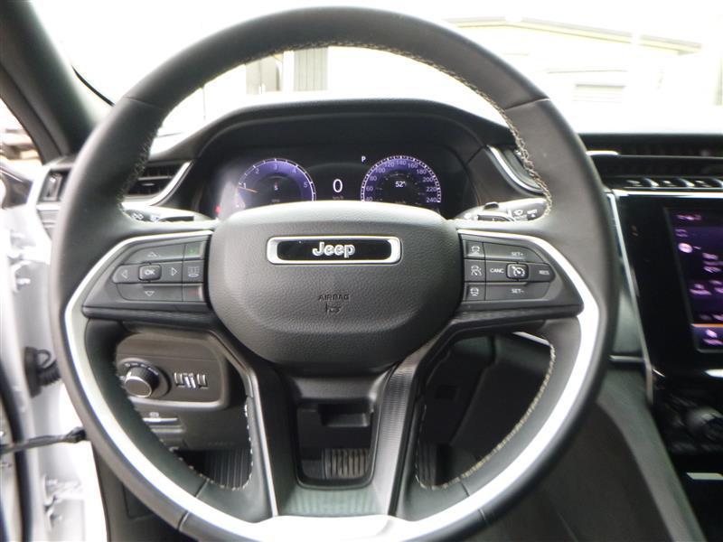 used 2025 Jeep Grand Cherokee car, priced at $37,432