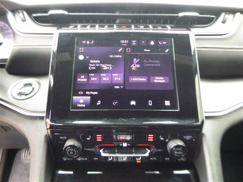 used 2025 Jeep Grand Cherokee car, priced at $37,432