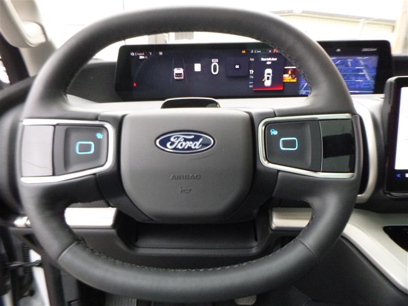 used 2025 Ford Expedition car, priced at $62,974