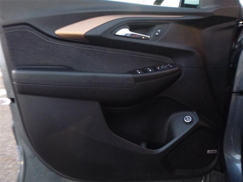 used 2022 Chevrolet TrailBlazer car, priced at $25,746