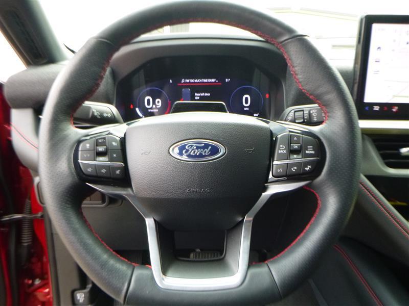used 2025 Ford Explorer car, priced at $41,031