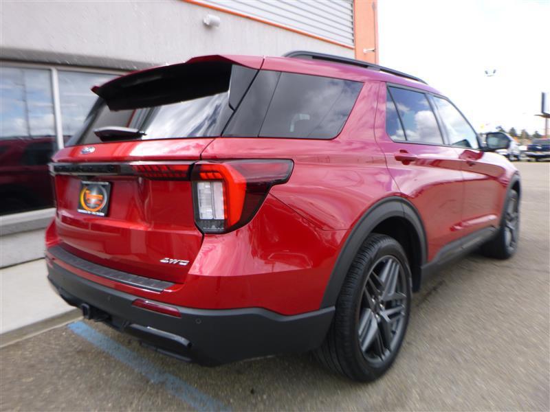 used 2025 Ford Explorer car, priced at $41,031